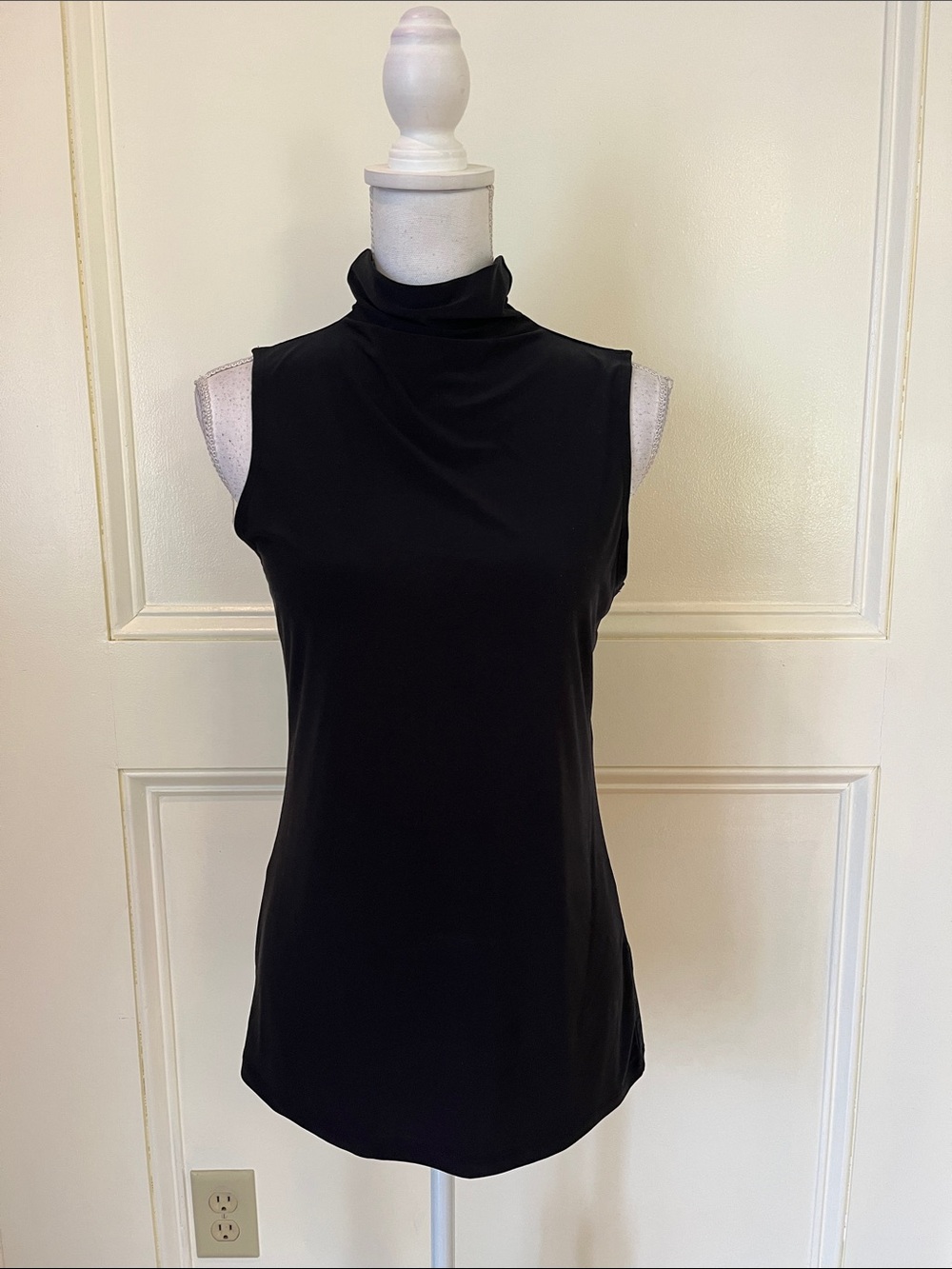 Halogen Black Sleeveless Mock Neck Tank Top